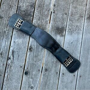 Jaguar Calfskin Leather Dressage Girth with Double Elastic - 22”